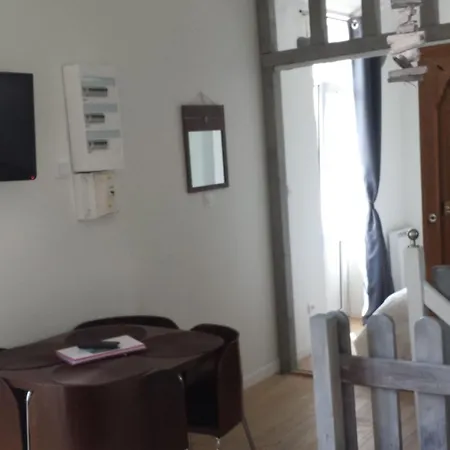 Schoene Mit Terrasse In Der Naehe Des Meeres By Interhome Apartamento Villers-sur-Mer